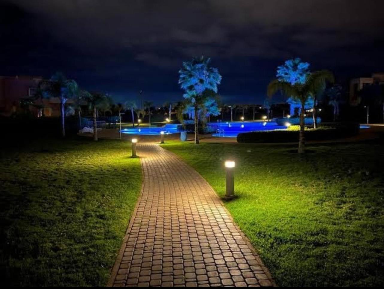 Mini-Villa Situee Dans Une Residence Prestigia A Marrakech, Avec Une Vue Sur La Piscine Et Le Golf Une Securite 24H Sur 24 Et Une Proximite Ideale De L Aeroport 5 Minutes C Est Une Offre Parfaite Pour Des Vacances มาร์ราเกช ภายนอก รูปภาพ