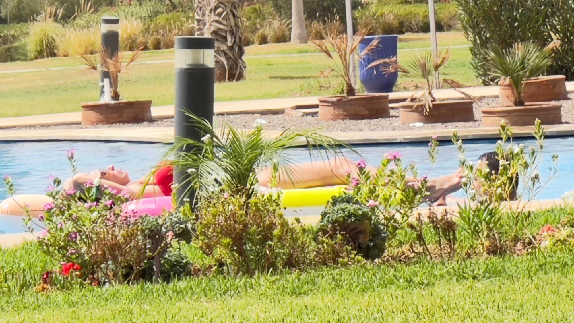 Mini-Villa Situee Dans Une Residence Prestigia A Marrakech, Avec Une Vue Sur La Piscine Et Le Golf Une Securite 24H Sur 24 Et Une Proximite Ideale De L Aeroport 5 Minutes C Est Une Offre Parfaite Pour Des Vacances มาร์ราเกช ภายนอก รูปภาพ